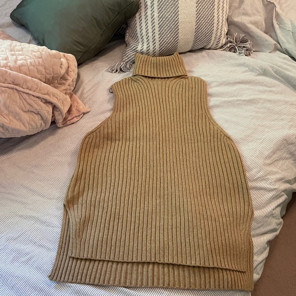 H&M Sleeveless vest - Picture 3 of 5